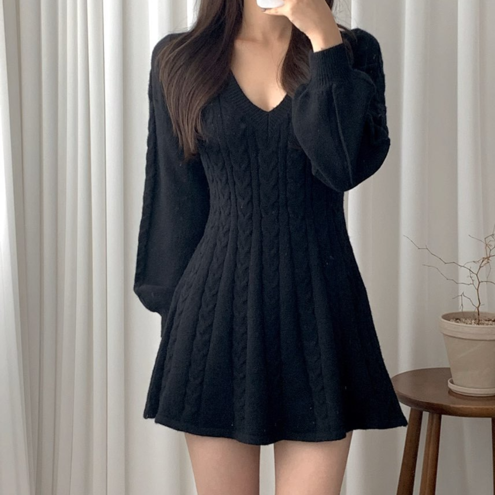 Alina | Robe Pull Ajustée à Col Rond pour Femme