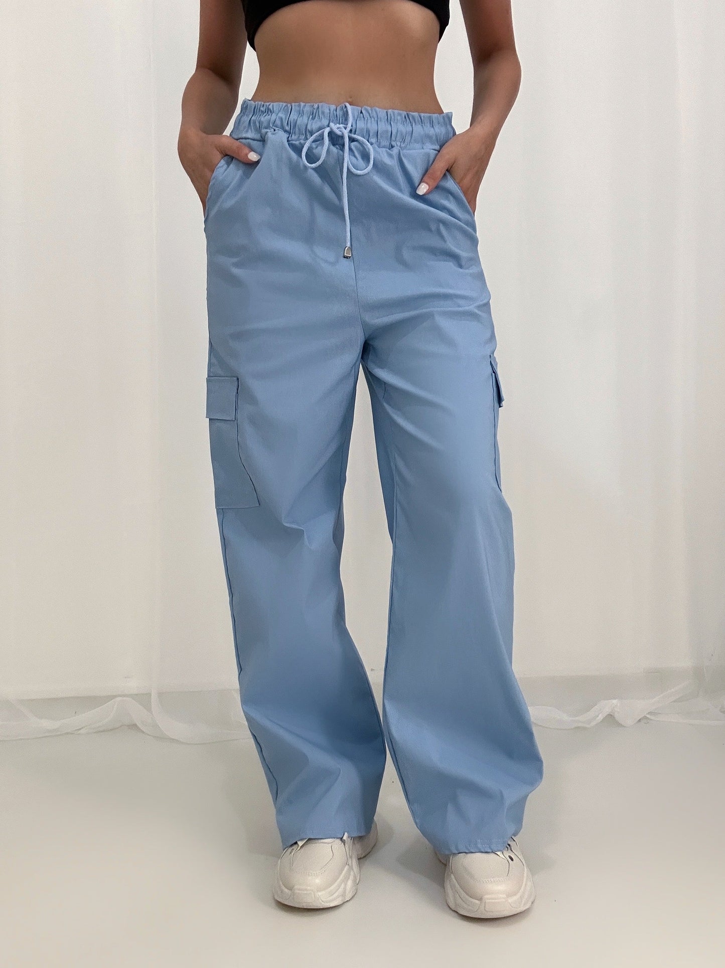 Liora | Pantalon cargo stretch à jambes larges et poches
