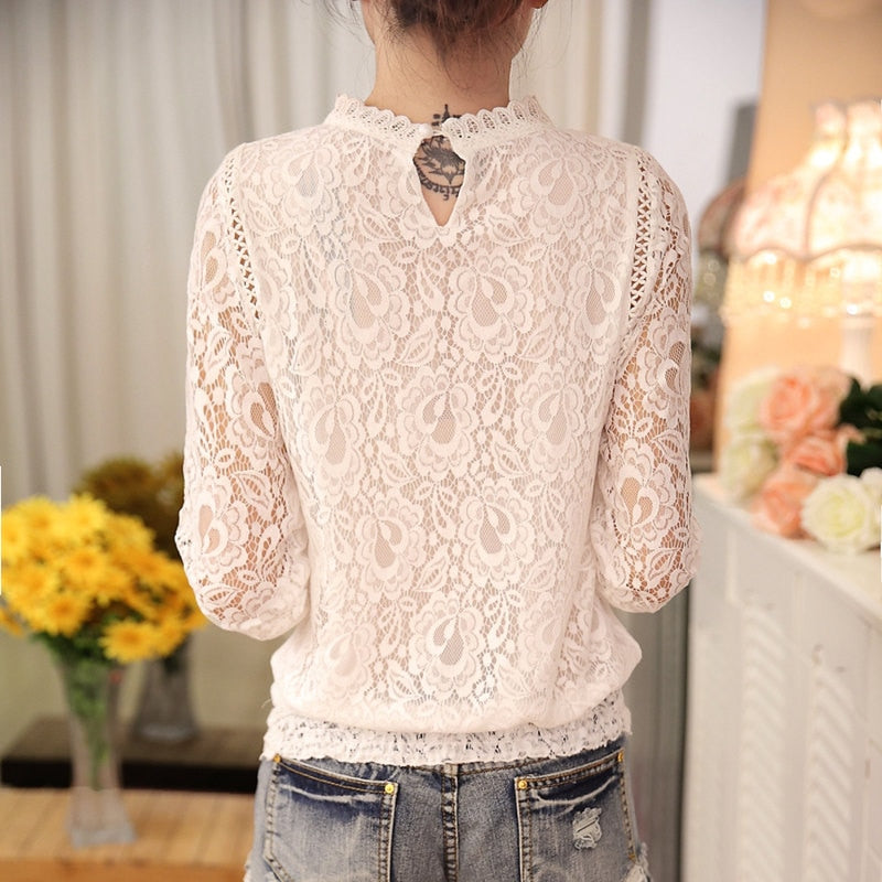 Léa | Blouse Femme en Chiffon et Dentelle à Manches Longues