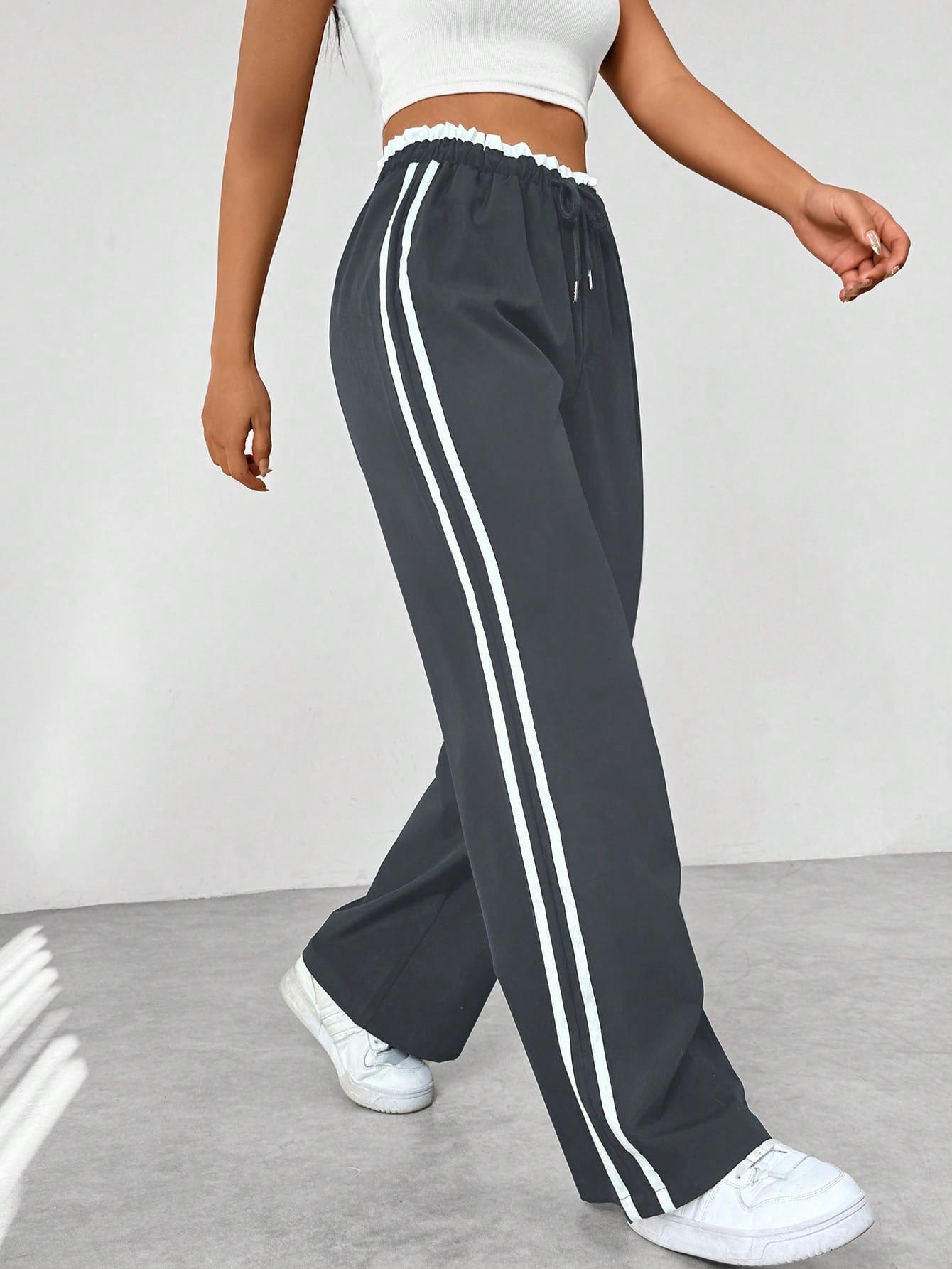 Léa | Pantalon Large Sportif à Taille Élastique pour Femmes