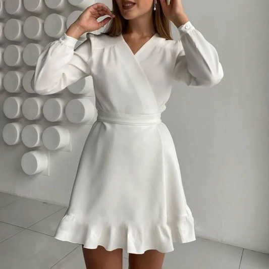 Océane | Robe courte portefeuille à volants délicats