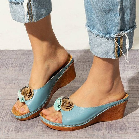 Amora | Sandales Compensées en Cuir avec Décor Floral