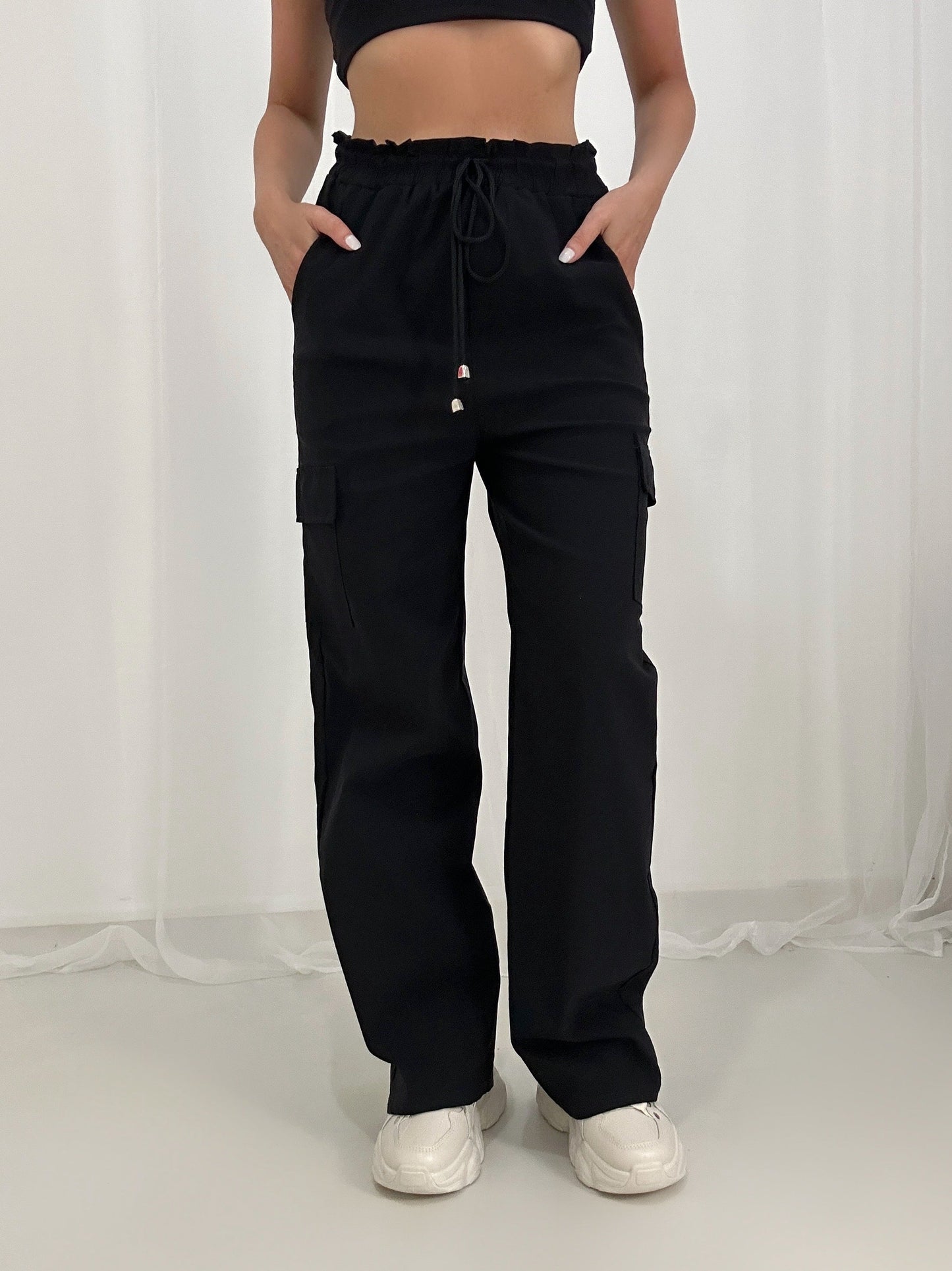 Liora | Pantalon cargo stretch à jambes larges et poches