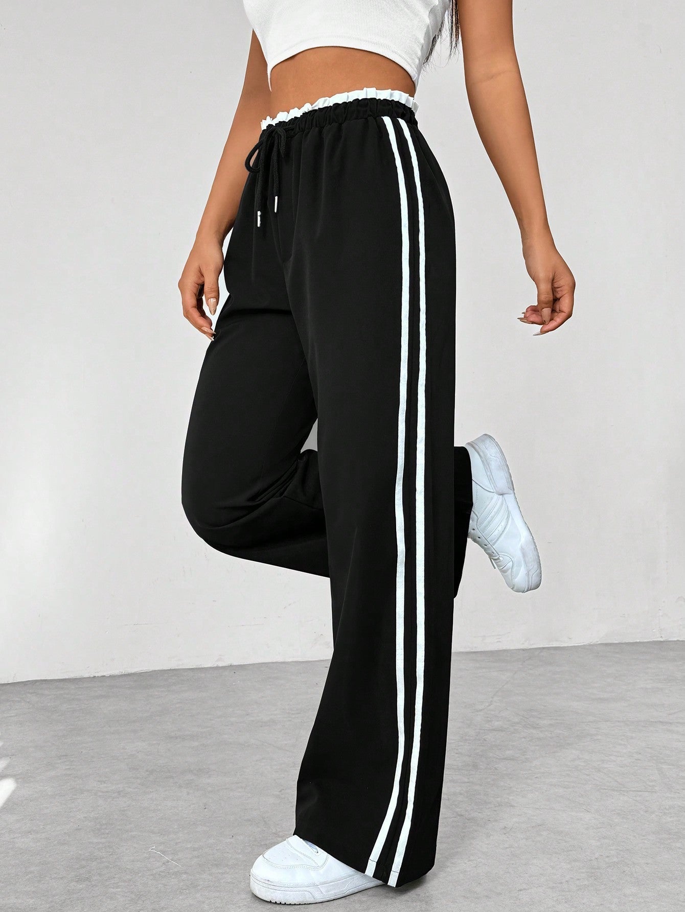Léa | Pantalon Large Sportif à Taille Élastique pour Femmes