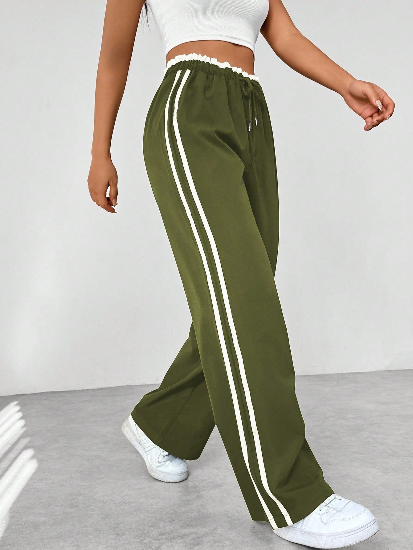Léa | Pantalon Large Sportif à Taille Élastique pour Femmes